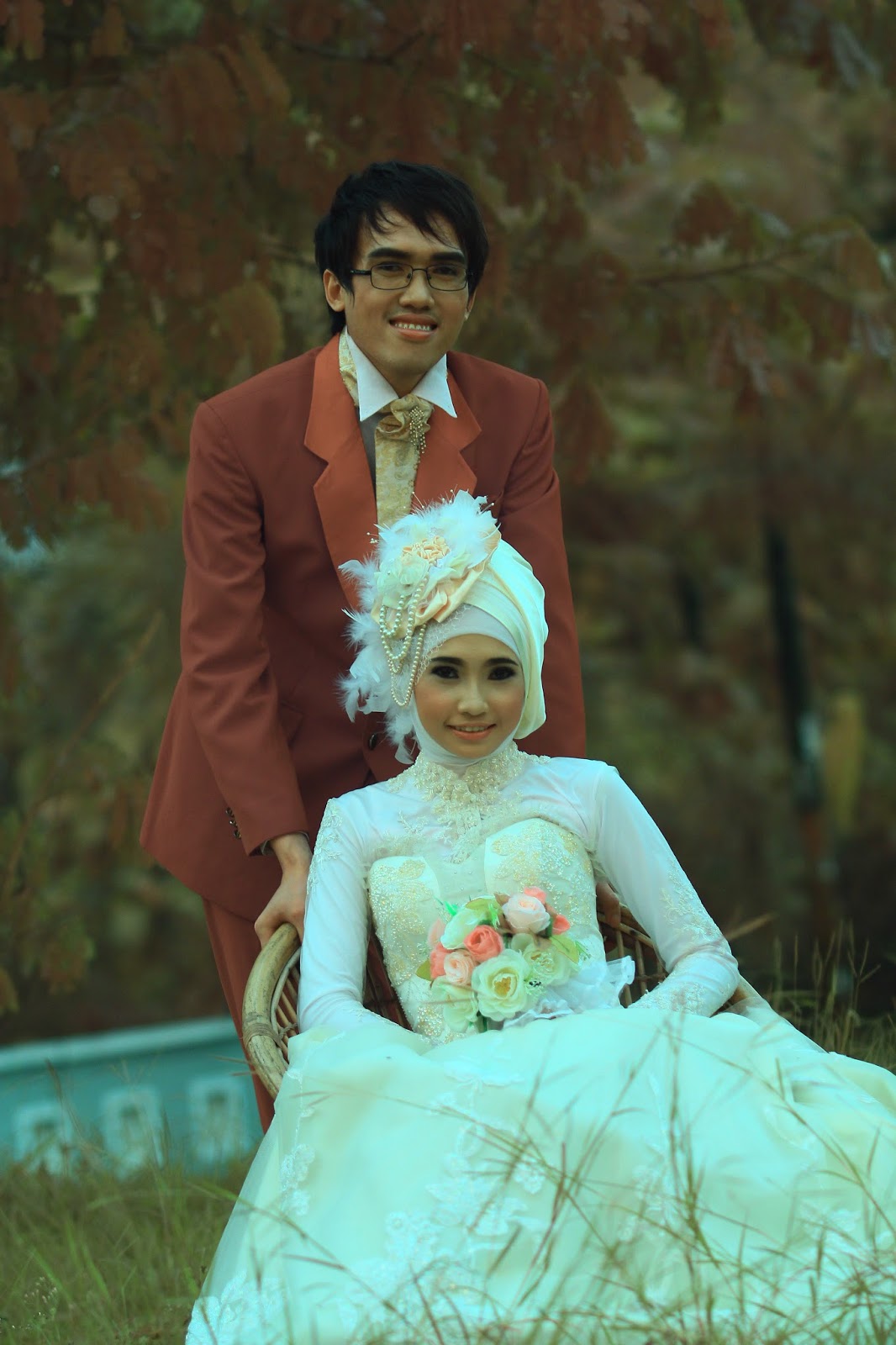 Foto Prewedding Tenaga Kesehatan Perawat dan Bidan