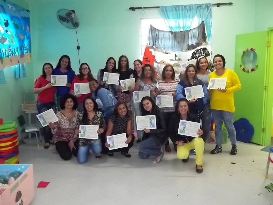Curso de contacao de historia