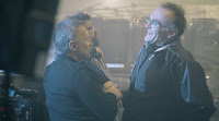 Danny Boyle and Robert Carlyle on the set of T2: Trainspotting (3)