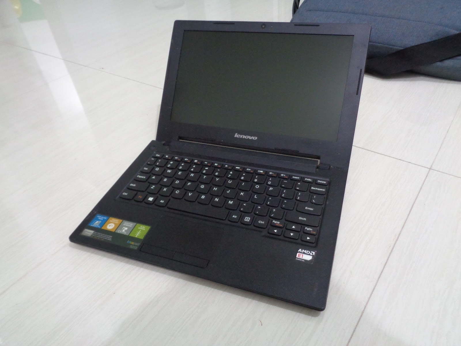 Lenovo Ideapad S215 AMD E1-2100 1,0Ghz : Laptop Bekas 