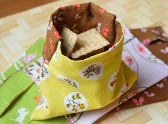 Reusable Snack Bag Tutorial.  Reduce waste by using this simple sewing tutorial for DIY flip top snack or sandwich bags.  Uses easy straight line sewing with NO snaps or velcro, perfect for beginners.
