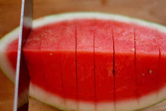 Dull pain on right side during period Easy way to cut a watermelon into cubes