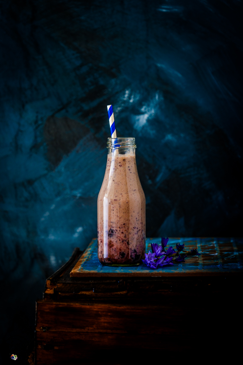 Buckwheat, Blueberry, Cashew Smoothie with Chia Seeds Buckwheat, Blueberry, Cashew Smoothie with Chia Seeds