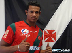 Vasco contrata o goleiro do Nova Iguaçu para ser a sombra de Prass.