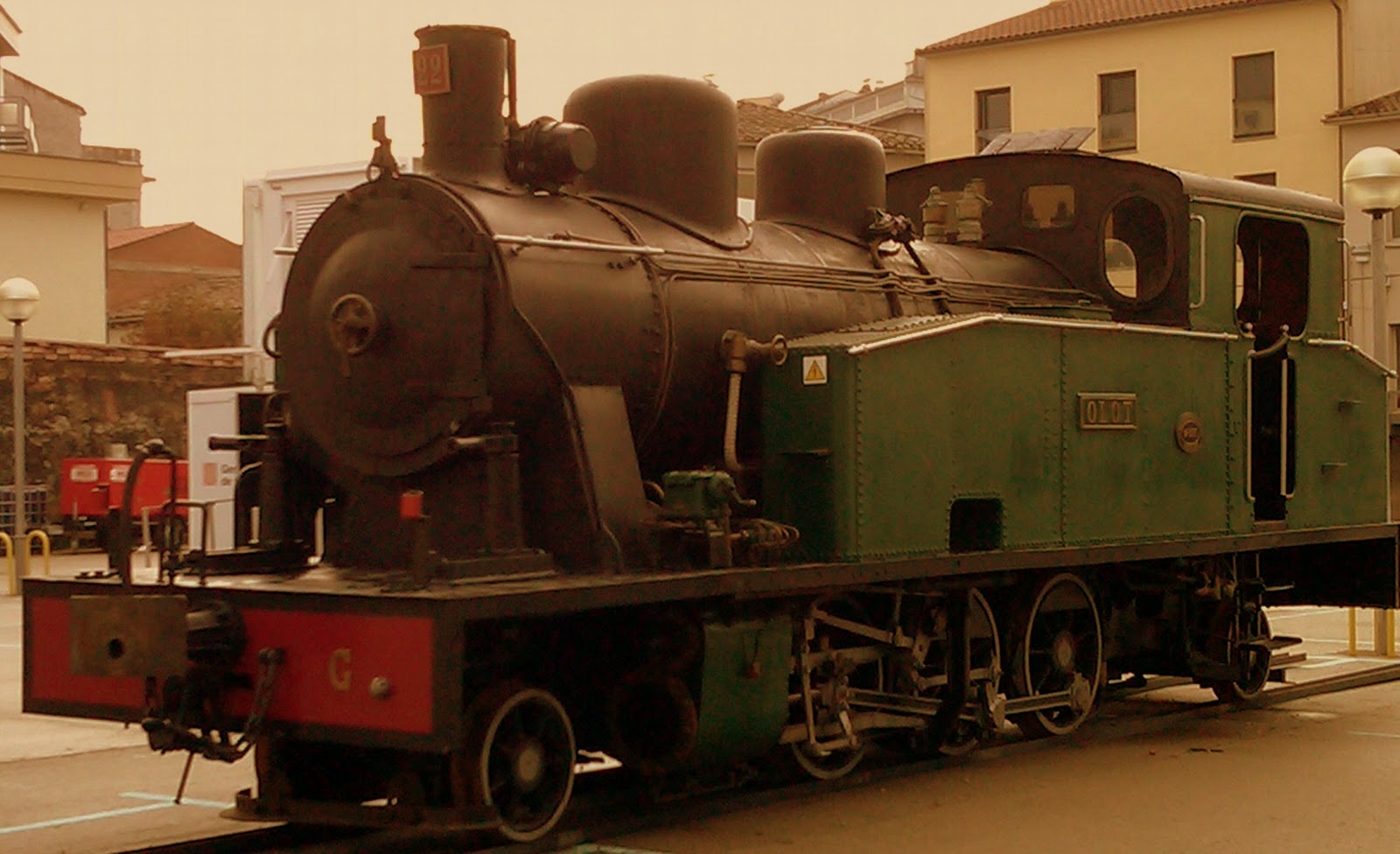 ASUNTOS FERROVIARIOS RAILWAY AFFAIRS CENTENARIO TREN A OLOT 11/2011