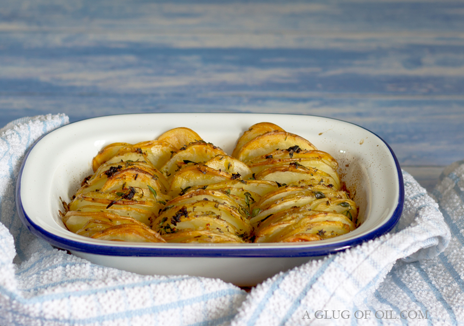 Crispy Sliced and Stacked Lemon Roasted Potatoes Crispy Sliced and Stacked Lemon Roasted Potatoes