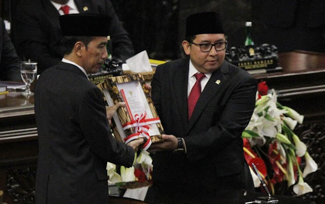 Soal Rangkap Jabatan Airlangga, Fadli Zon Sebut Jokowi Begini.. Soal Rangkap Jabatan Airlangga, Fadli Zon Sebut Jokowi Begini..