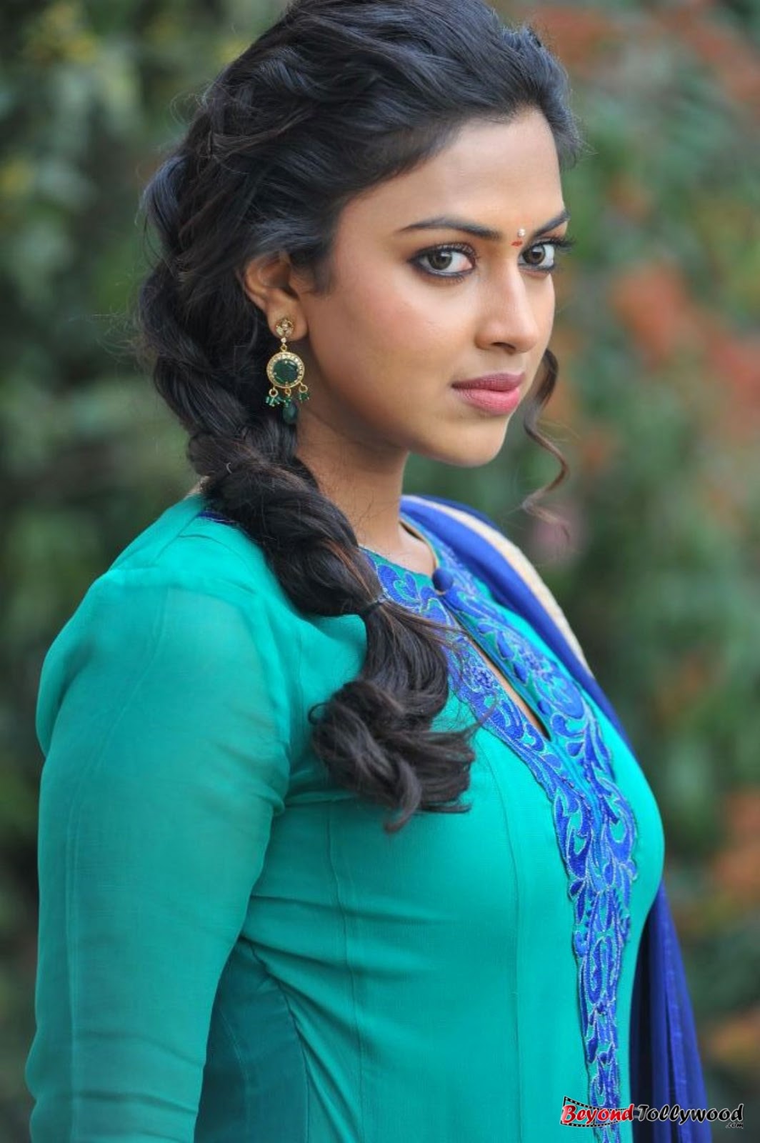 Tollypicz: Amala Paul Cute Photos in Blue Churidar