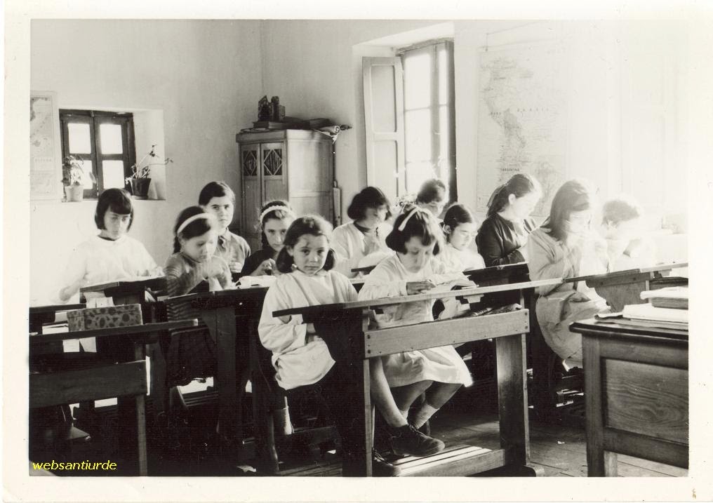 LAS ESCUELAS DE ANTES Primer año B Escuela Nº 44, Felicia Banat