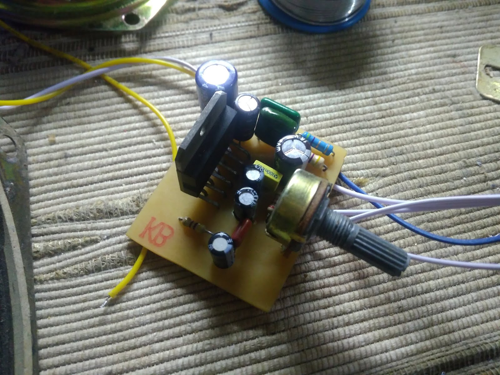 Cara Merakit Power Amplifire Suara Jernih BLOGKAMARKU