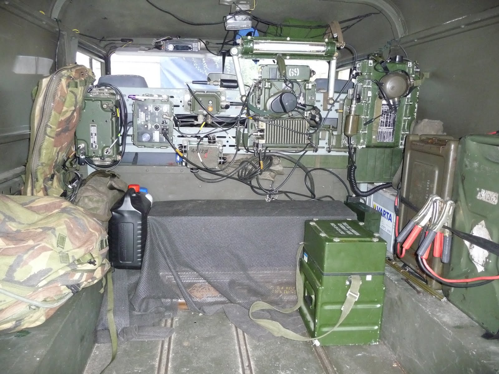 EX MOD Military Land Rover and Munga: Clansman Radio