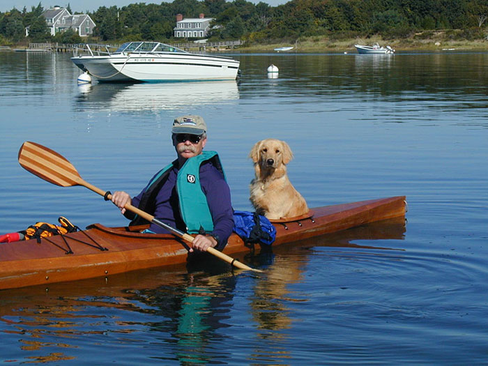 “Building a way for them to kayak with us just seemed like a logical choice, and the boats are fun to build anyway” - Man Built Custom Kayak So He Could Take His Dogs On Adventures “Building