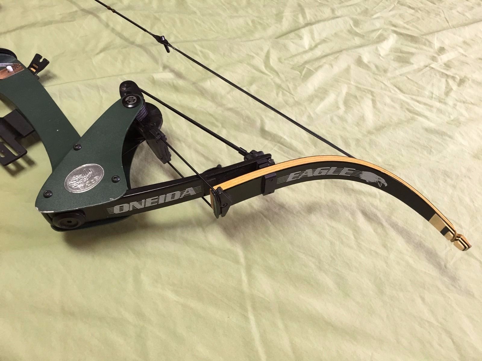 Oneida Screaming Eagle Bow The buy