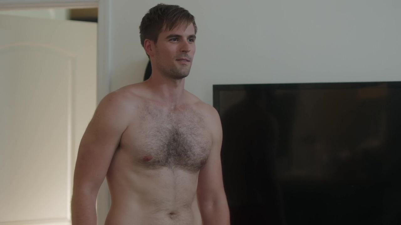 Andy Ridings shirtless and kissing Drew Tarver in The Other Two 1-01 "...