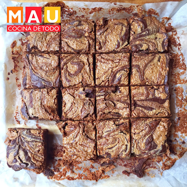 deliciosos brownies de chocolate y crema de cacahuate