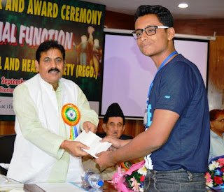 Shantanu Prakash Foundation felicitates underprivileged meritorious school children Shantanu Prakash Foundation felicitates underprivileged meritorious school children