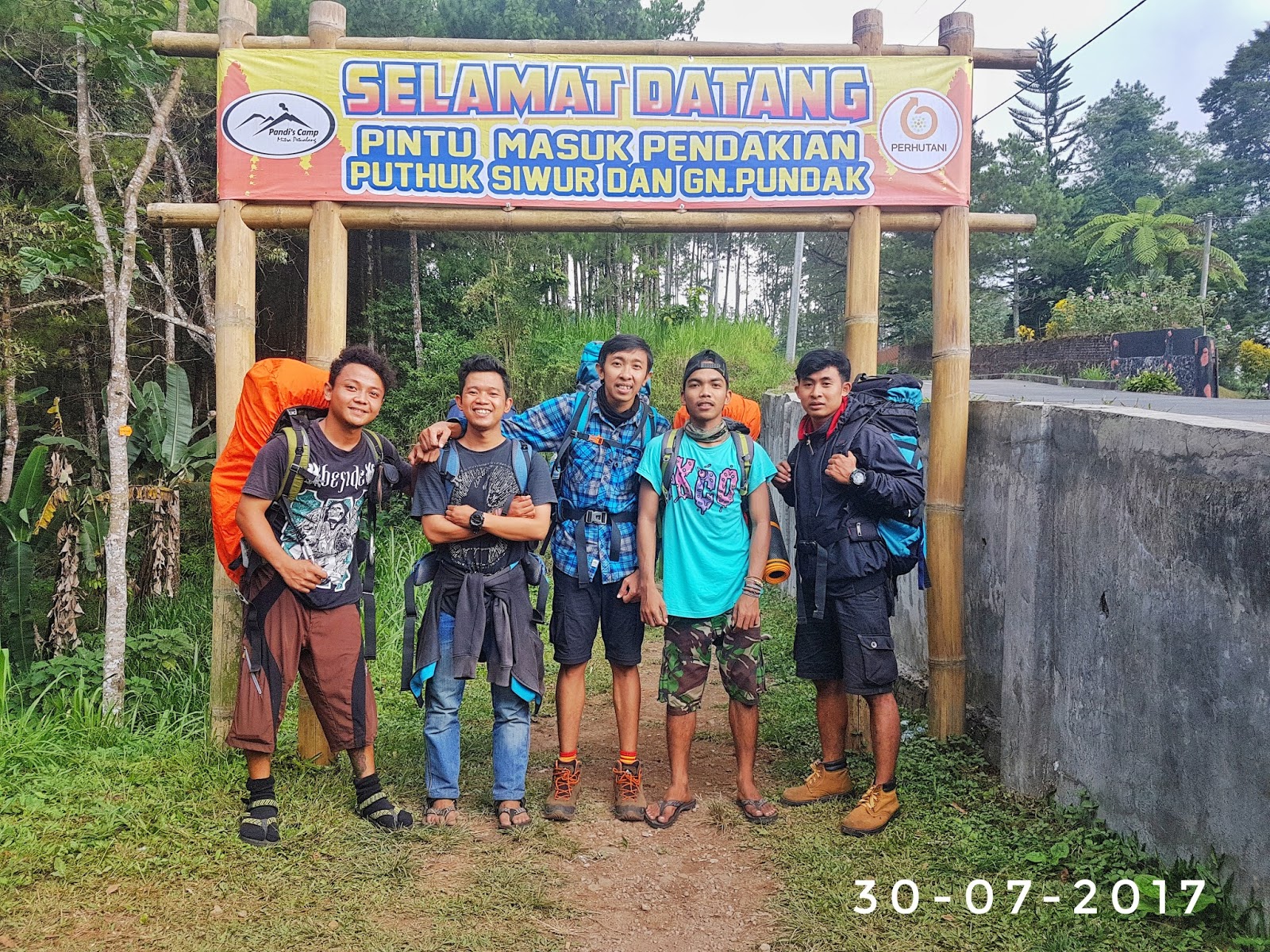 Pendakian Gunung Pundak 1585 Mdpl Via Claket Mojokerto