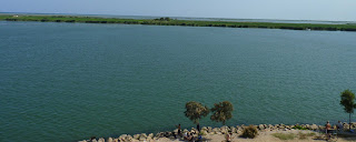 Zigurat, mirador del Delta del Ebro. Zigurat, mirador del Delta del Ebro.