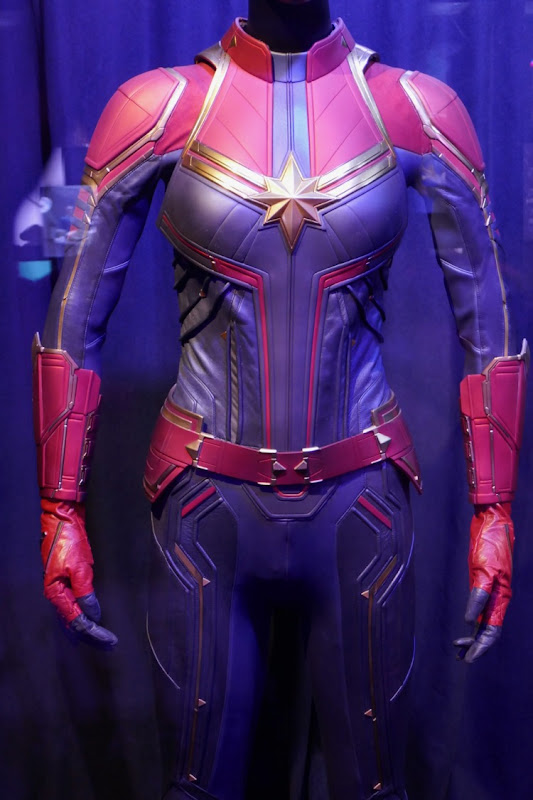 Captain Marvel suit detail Avengers Endgame