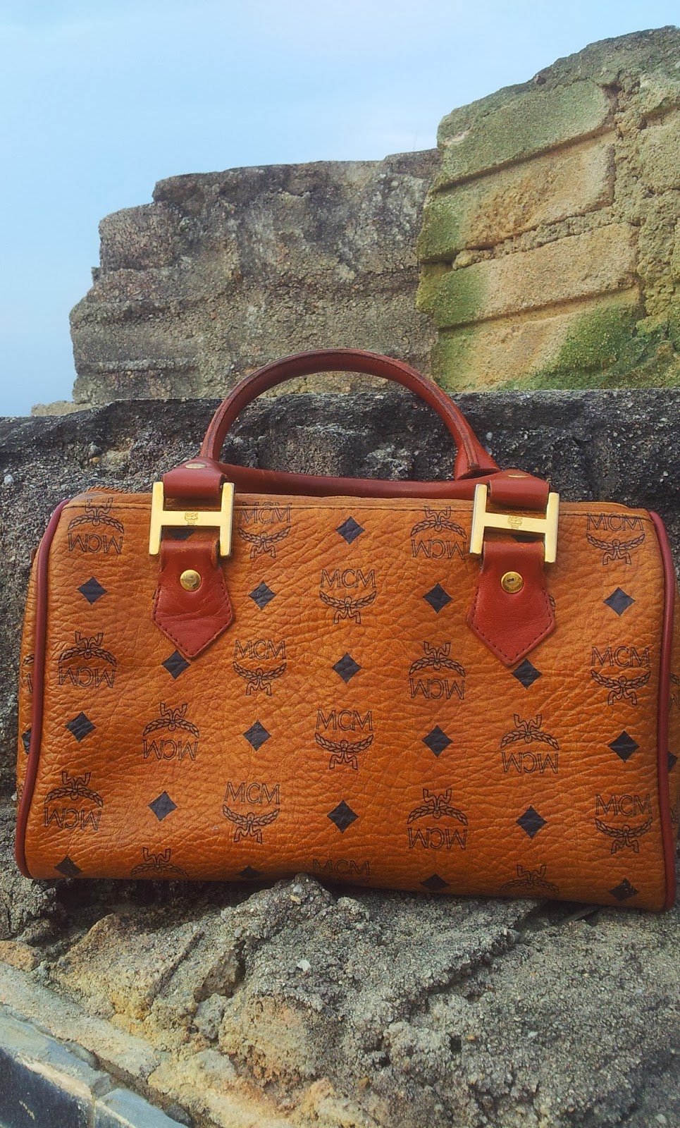 mcm speedy 25 price