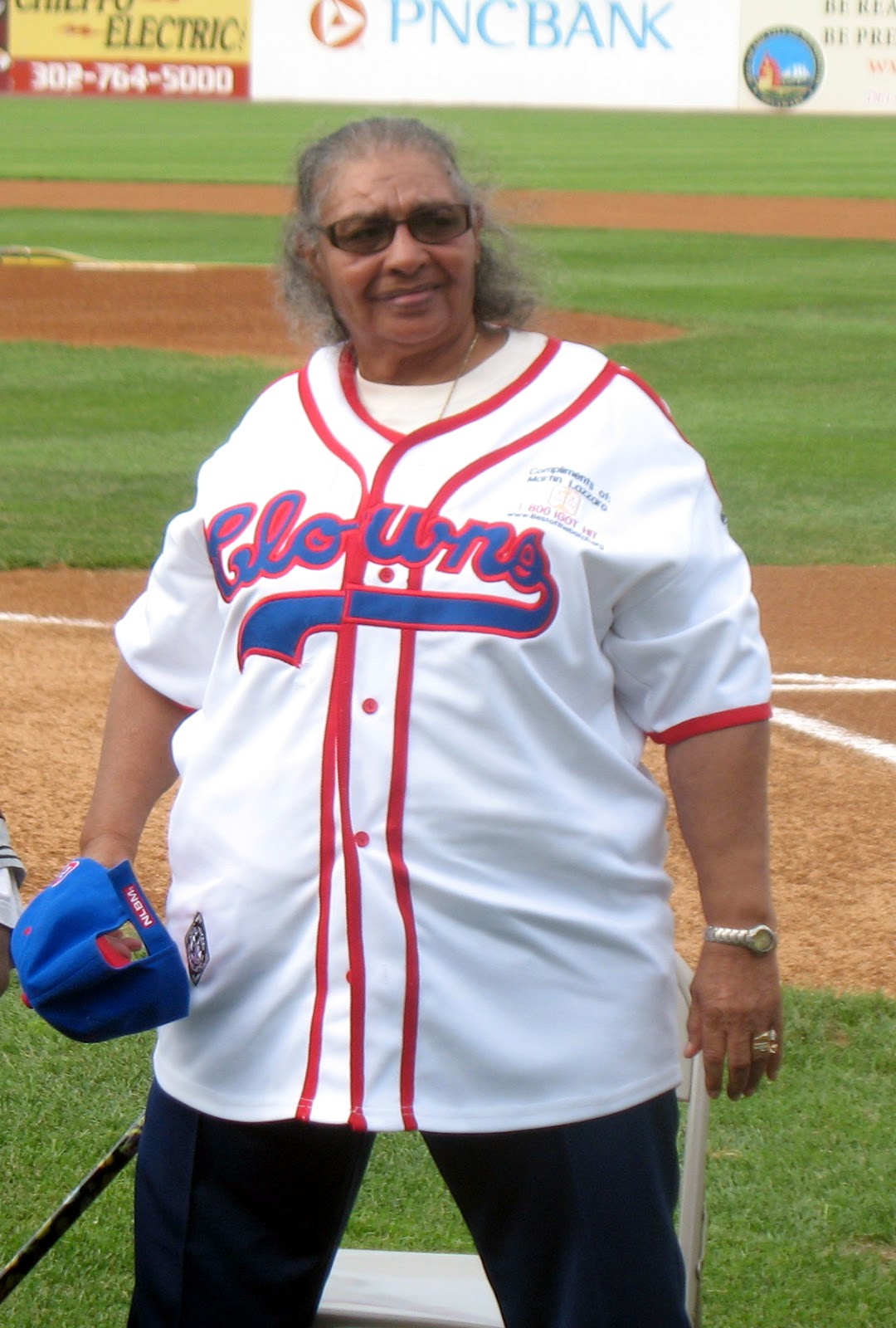 Mamie Peanut Johnson, female Negro League pitcher, dies at 82