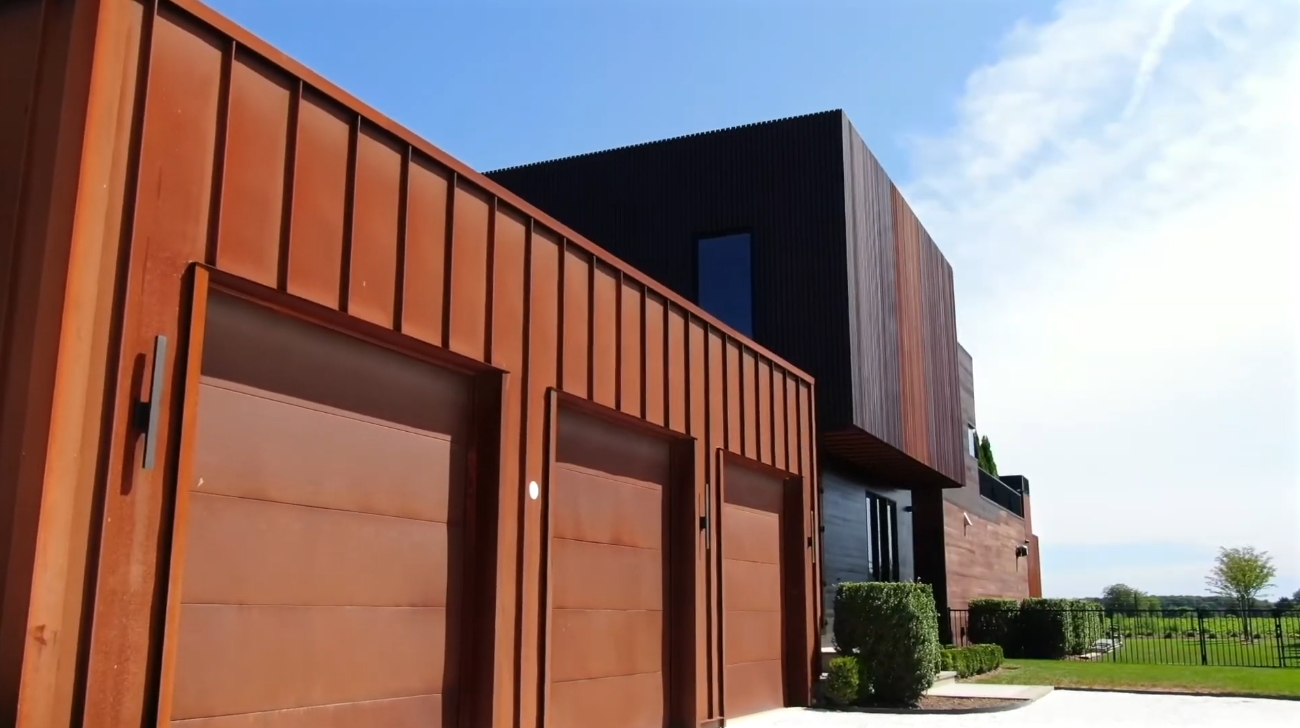 33 Photos vs. 989 Deerfield Rd, Water Mill, NY vs. Luxury Home Interior Design Tour