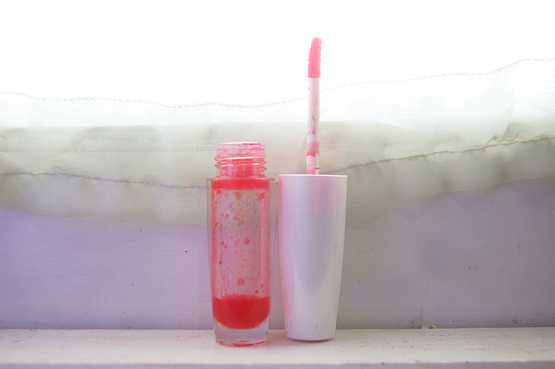 Beauty Darla Review Benefit Mini Vs Lip Tint (Red)