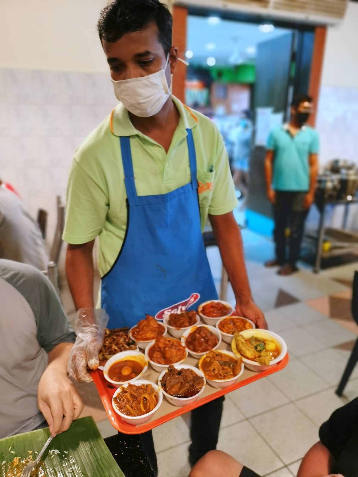 Gandhi Restaurant Traditional Indian Banana Leaf Joint Serve Dishes Dim Sum Style In Singapore Johor Kaki Travels For Food