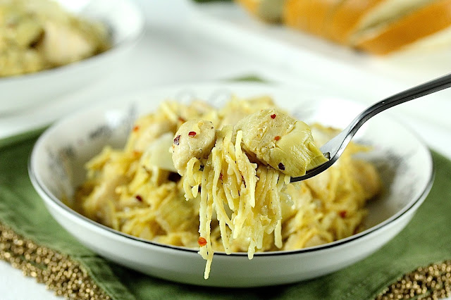 SPICY ARTICHOKE CHICKEN PASTA SPICY ARTICHOKE CHICKEN PASTA