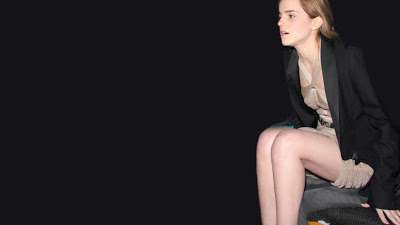 Wallpaper HD Emma Watson Legs