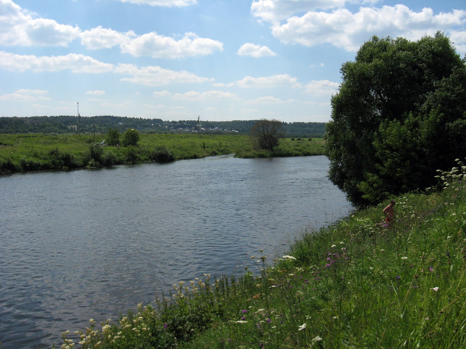 Река прохладная. Жара речка. Речка Жарминка. Река прохладная Калининградская область.