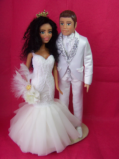 Figuras personalizadas pareja de novios para tu tarta de bodas Laura Guarnieri