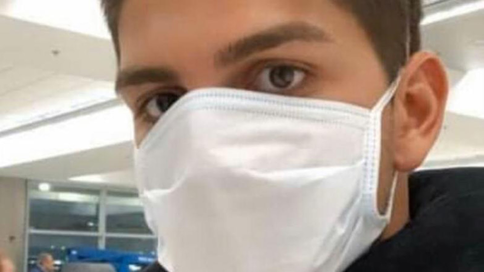 Procesaron al joven que regresó de EEUU y contagió a 20 personas en una fiesta de 15, incluido su abuelo que murió Procesaron al joven que regresó de EEUU y contagió a 20 personas en una fiesta de 15, incluido su abuelo que murió