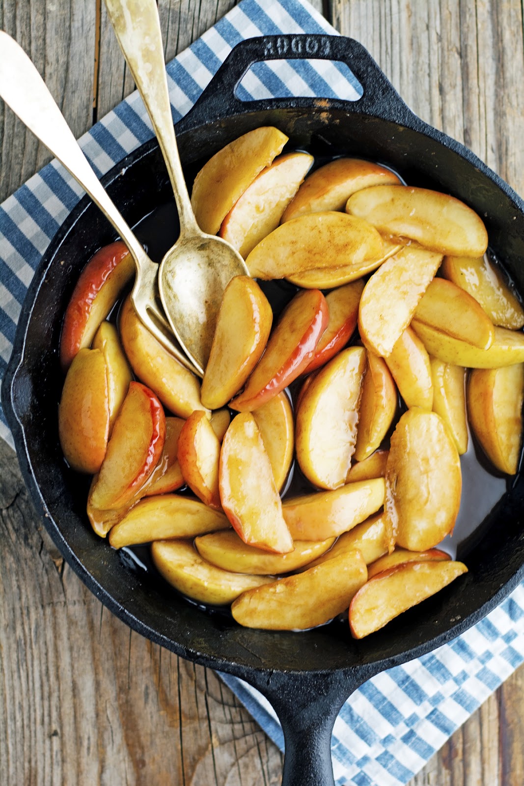 The Best Maple Cinnamon Baked Apples