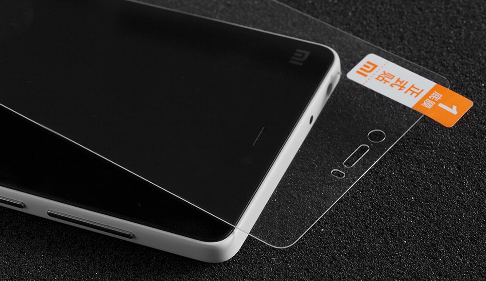 Sedang Mencari Tempered Glass Yang Cocok Untuk Smartphone Xiaomi Simak 2 Rekomendasi Admin Miuitutorial Com Berikut