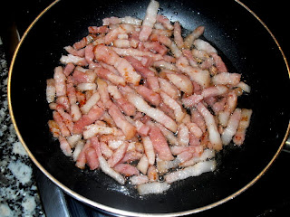 Salteando el bacon.