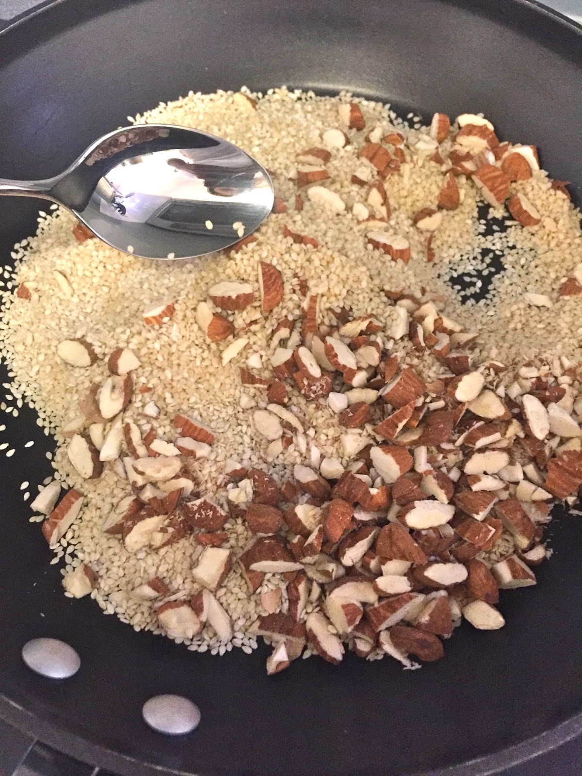 Pasteli sesame seed & nut energy bars Greeklish