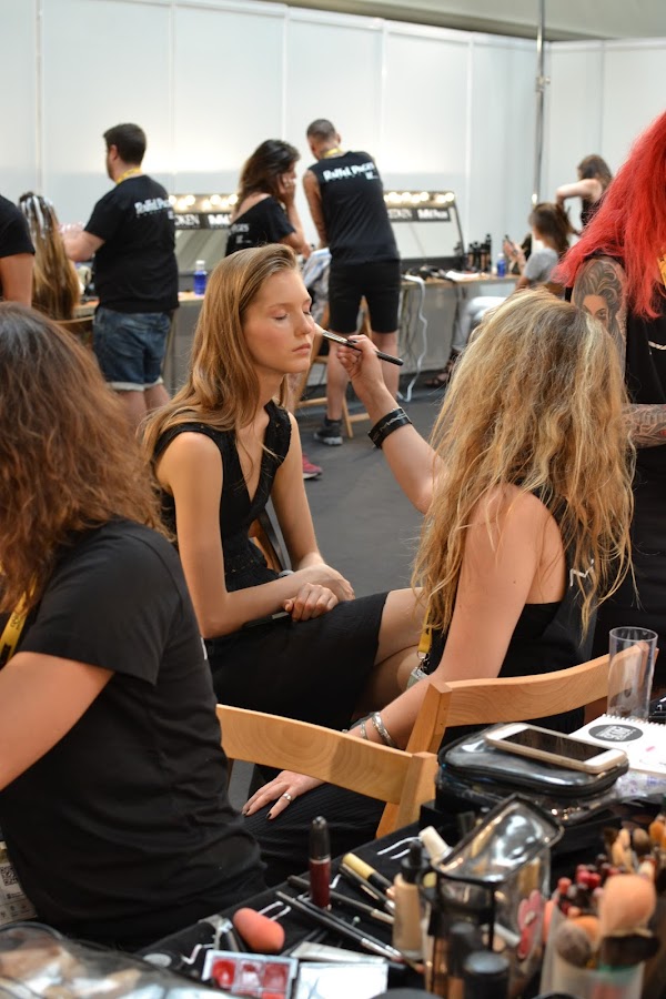 "Backstage Escorpion"