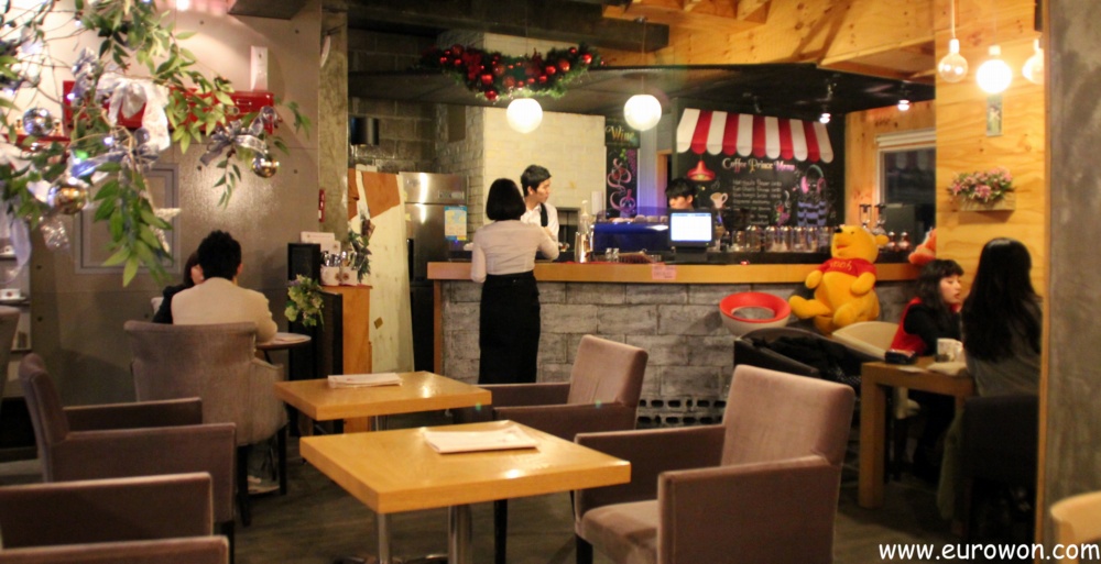 Otra cafetería Coffee Prince en Hongdae [Eurowon]