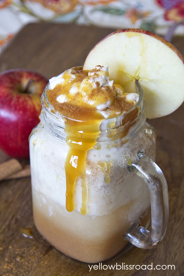 Caramel Apple Spice Float | 15 Ice Cream Float Recipes