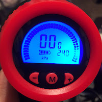 Audew Cordless Hand Held Air Compressor Audew Cordless Hand Held Air Compressor