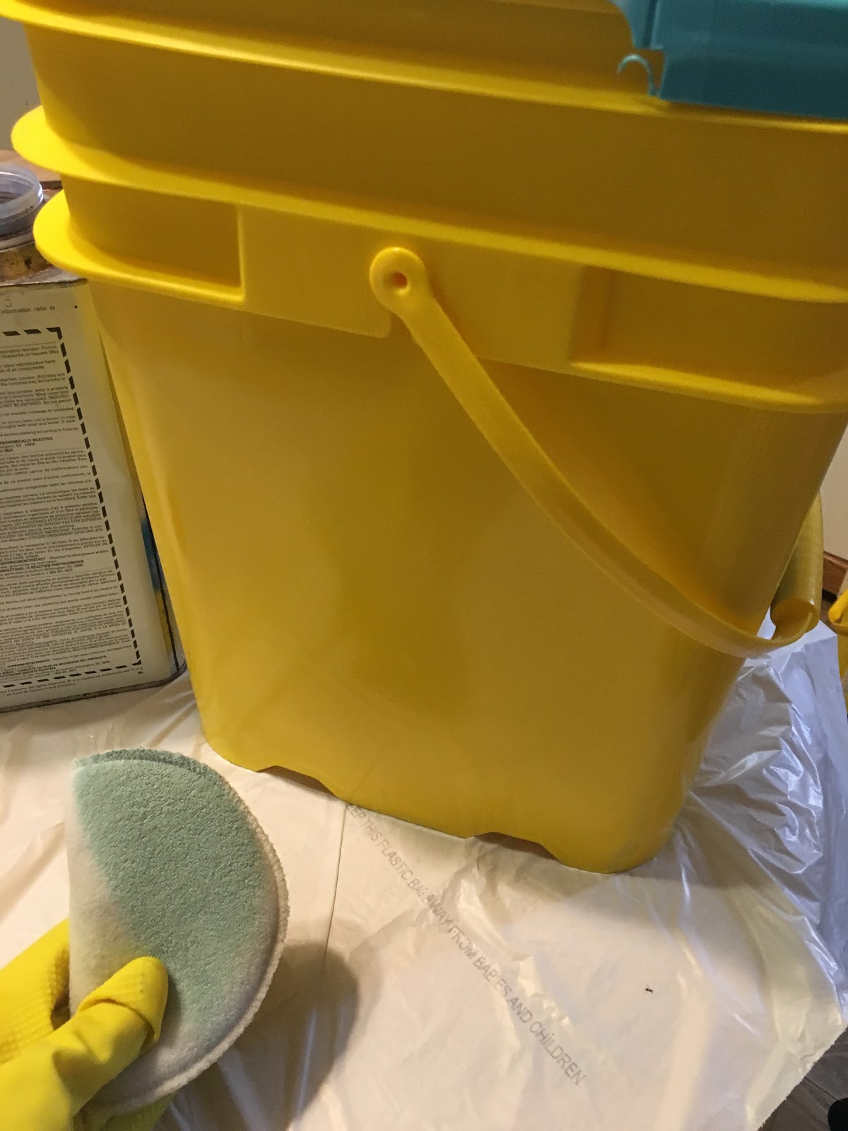 Down Home in Texas Repurpose How to Clean the Print off Kitty Litter