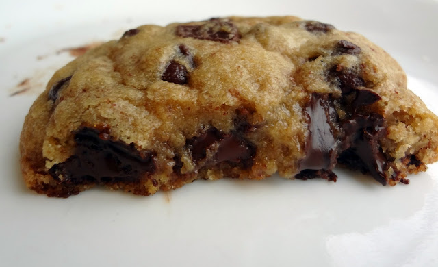 Big, Thick, and Chewy Chocolate Chip Cookies