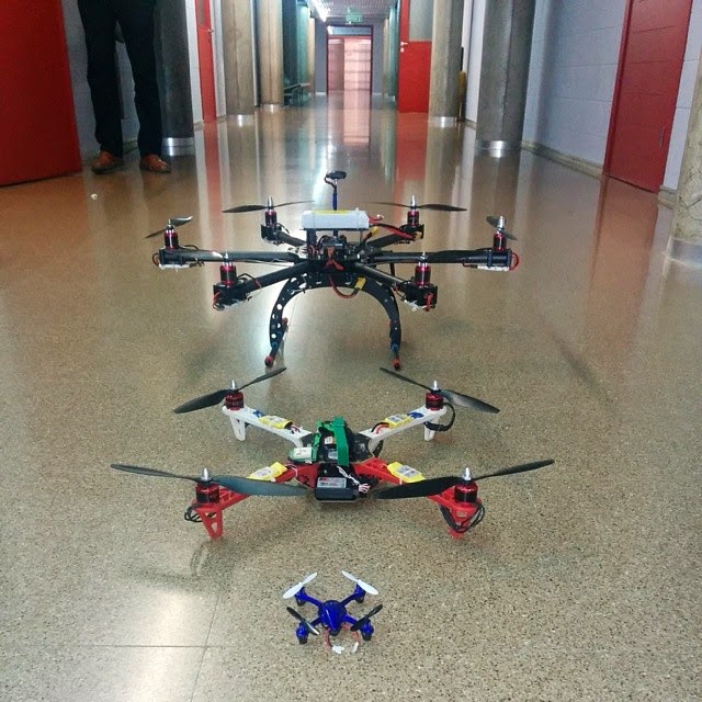 Charla sobre #drone en usos forestales en el #MasterFuego de @uff_udl #lleida #masterfuego @lleidadrone