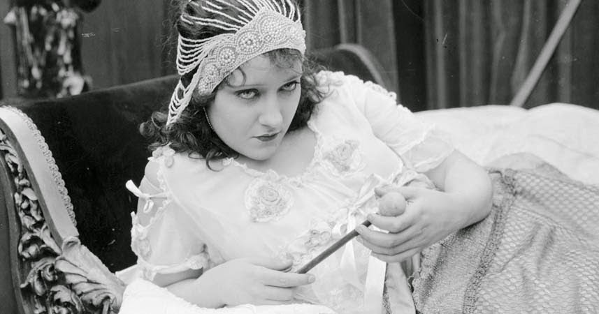 Xxx Zarine Khan - Let's Misbehave: A Tribute to Precode Hollywood: The Tyrannical Wallace  Beery: Gloria Swanson â€“ Part 1