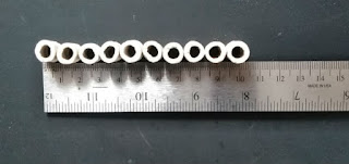 エーハイムメックを10個並べて定規で長さを測定(上面)