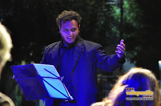 Orquesta Escuela de Tango. Música, Maestro!