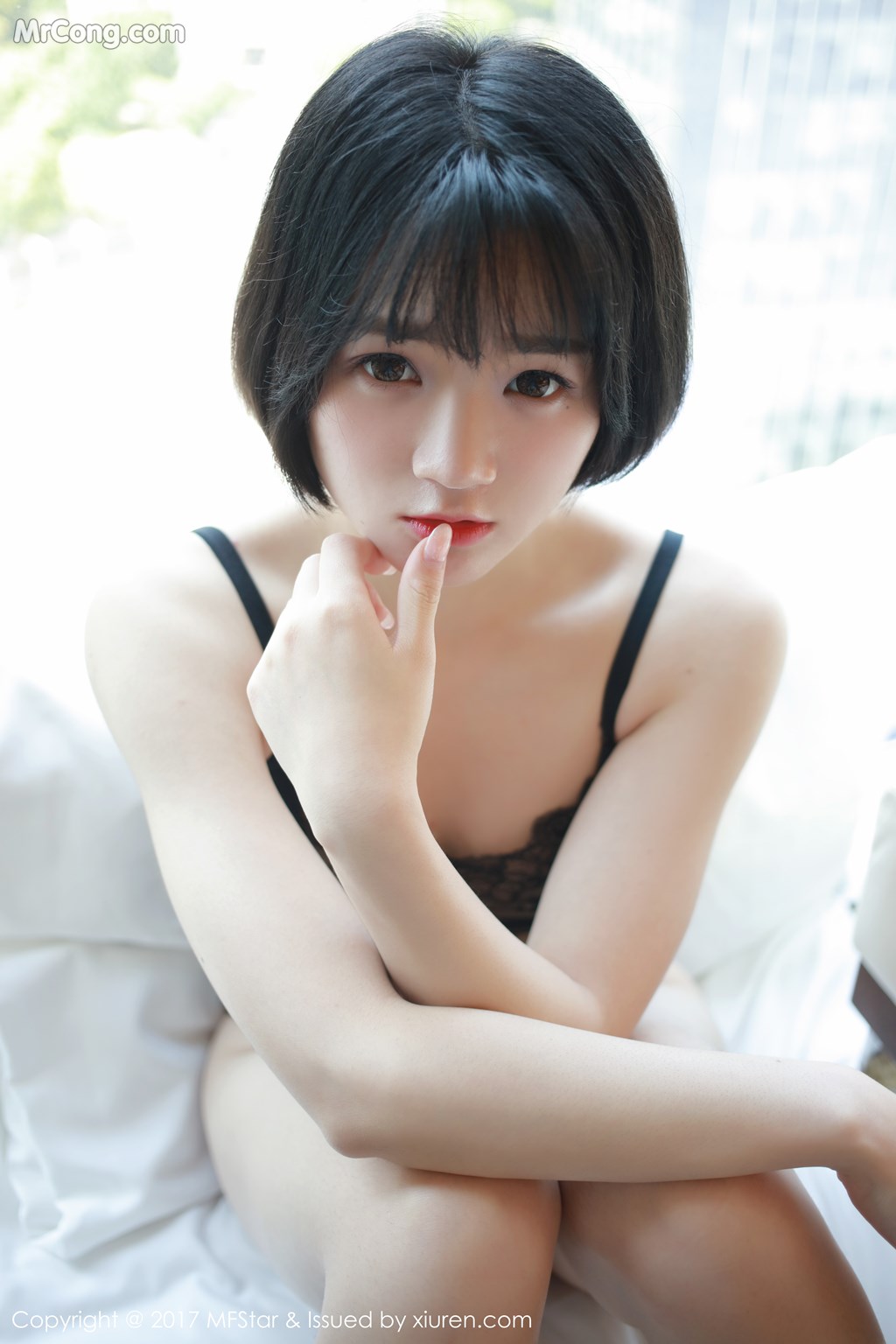 MFStar Vol.110 Yue Ye Yao Jing (悦 爷 妖精) (53 photos)