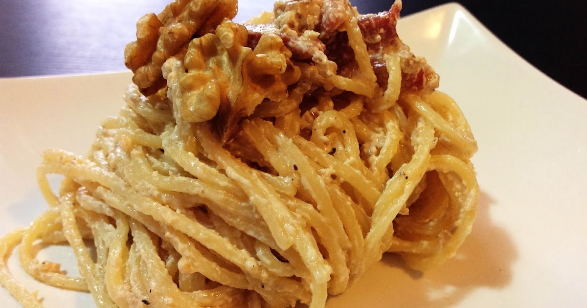 Spaghetti alle noci e pancetta CUCINA MEDITERRANEA