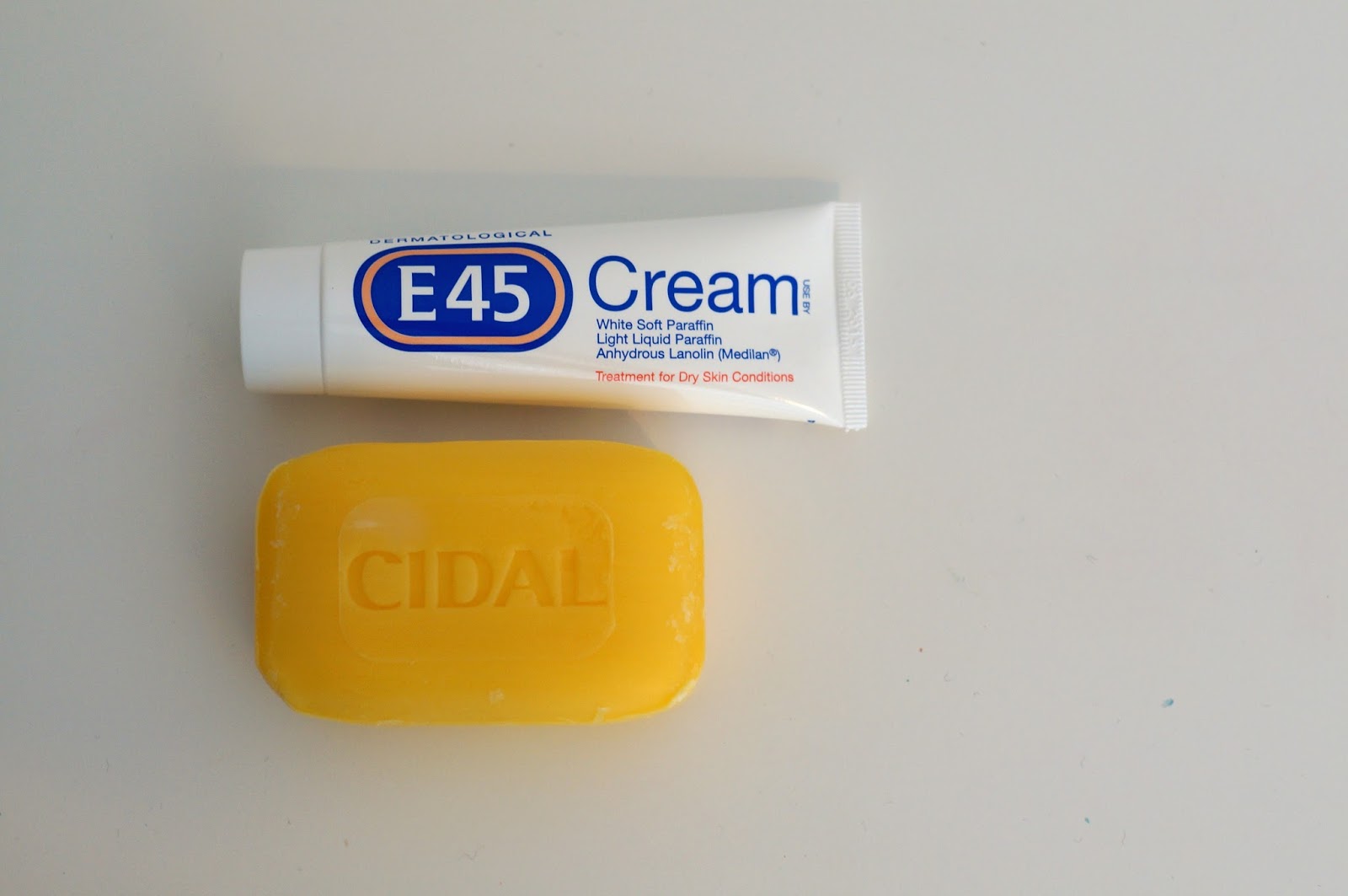 benefits of e45 cream on face